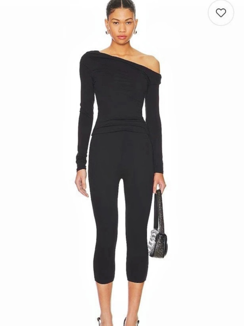Ettie Essential Pant in Noir NWT
AFRM